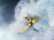 开云棋牌官方-黄喜灿一锤定音，希腊神话再现，狼队力克马赛的战术启示录