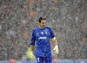 开云棋牌试玩-当太阳升起时，字母哥是唯一不会落下的星辰