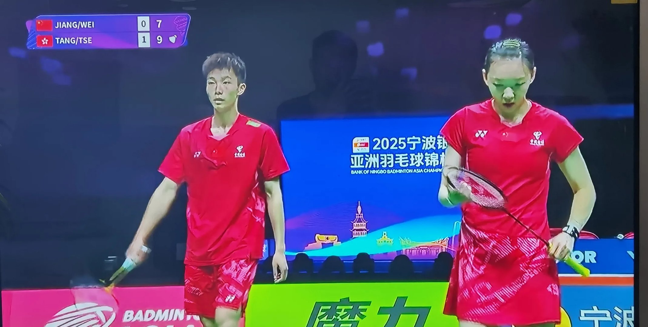 中国羽毛球队鏖战韩国羽毛球队，安赛龙送出助攻的简单介绍