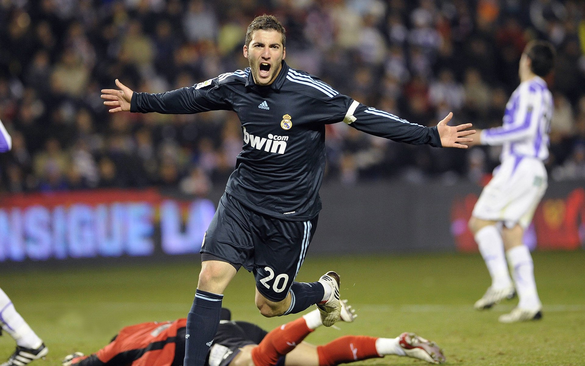 戈贝尔式防守统治禁区，辽宁单节狂潮击溃吉林