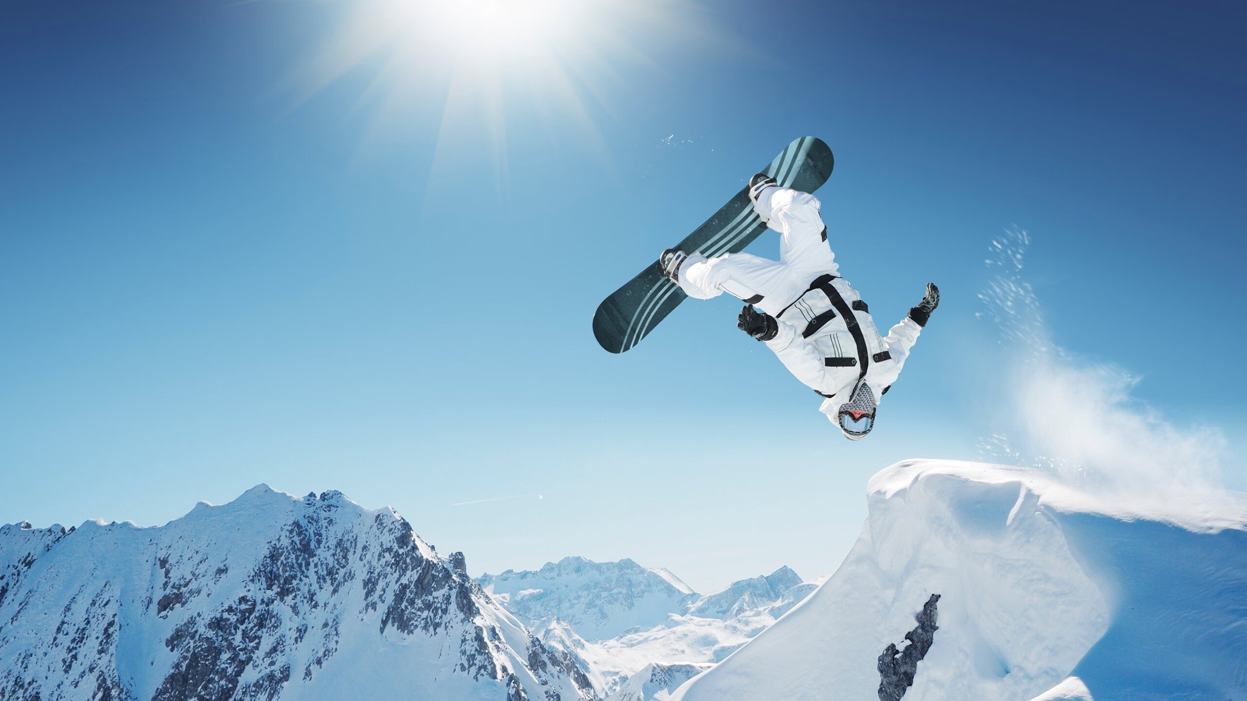 当罗马军团遭遇高原雄鹰,库尔图瓦末节神迹与足球的时空错位之美